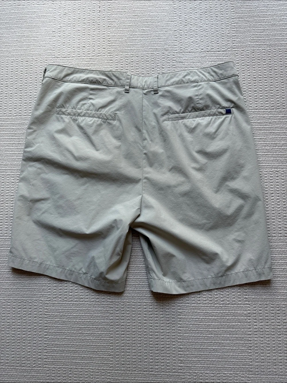 Onward Reserve Men's Flat-Front Performance Shorts in Light Tan.  Size 36.
